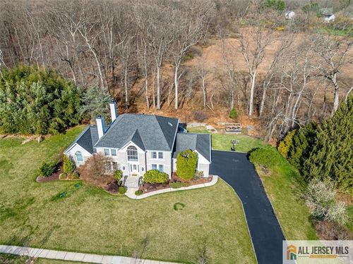 27 Revere Ct, West Windsor, NJ, 08550-2161 | Card Image