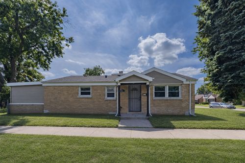 12701 S Green St, Chicago, IL, 60643-6605 | Card Image
