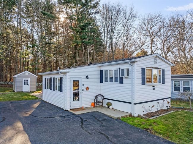 27 Clems Way, House other with 2 bedrooms, 1 bathrooms and 4 parking in Acushnet MA | Image 12