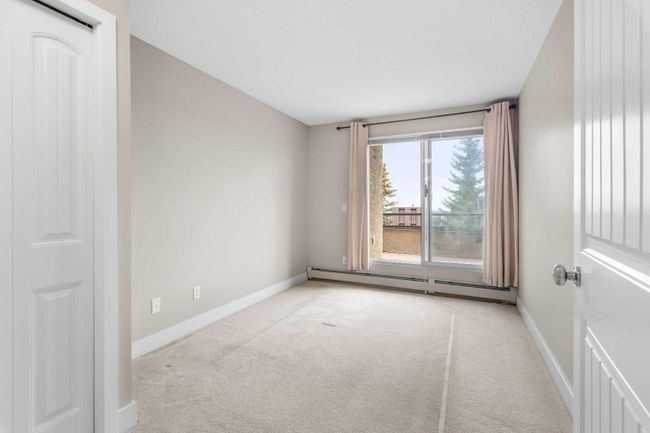 9 - 211 Village Terrace Sw, Home with 2 bedrooms, 1 bathrooms and 1 parking in Calgary AB | Image 16