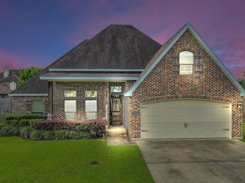105 Jorden Gage Ln, Lumberton, TX, 77657-6003 | Card Image