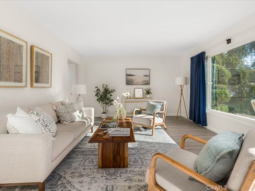 2110 Monterey St, Santa Barbara, CA, 93101-4606 | Card Image