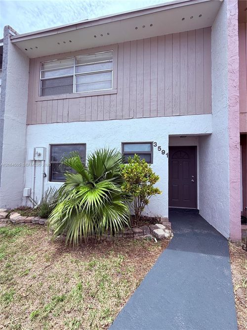 3591 Nw 91st Ave, Sunrise, FL, 33351-6429 | Card Image