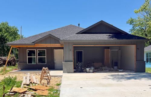 1032 S Cherokee St, Grove, OK, 74344-2935 | Card Image