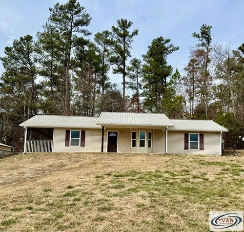 5380 Sulphur Creek Rd, Big Sandy, TN, 38221-4350 | Card Image