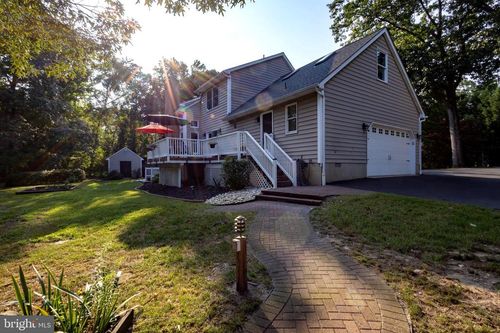 8359 Forest Glen Dr, PASADENA, MD, 21122-4810 | Card Image