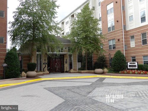 152-2765 Centerboro Dr, VIENNA, VA, 22181-6193 | Card Image