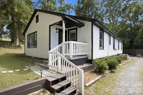 443 Brandon St, Davidson, NC, 28036-0329 | Card Image