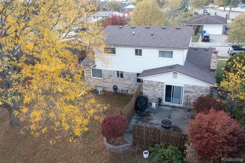 30988 Moroso Dr, Warren, MI, 48088-5851 | Card Image