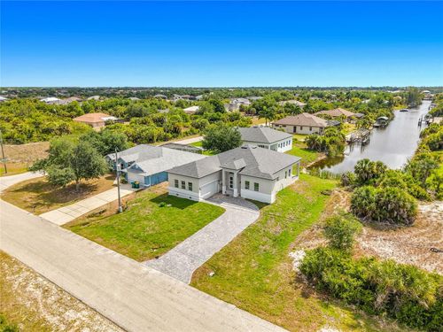 10262 Kingsville Dr, PORT CHARLOTTE, FL, 33981-4073 | Card Image