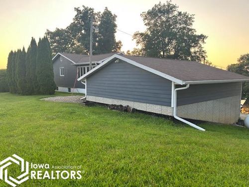 110 Cottage Ln, Montezuma, IA, 50171-8487 | Card Image