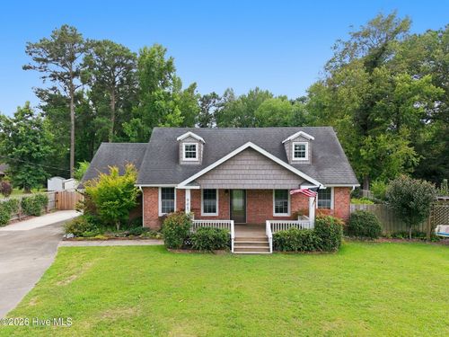 908 Daniel Dr, Jacksonville, NC, 28540-6815 | Card Image