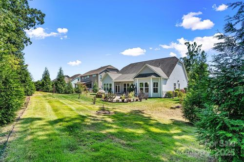 1009 Atherton Dr, Indian Trail, NC, 28079-5662 | Card Image