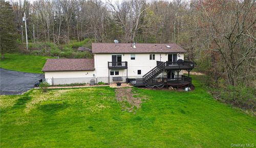 26 Waterbury Rd, Warwick, NY, 10990-2434 | Card Image