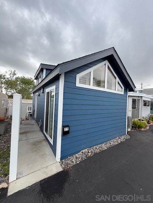 spc-25-170 Diana St, Encinitas, CA, 92024-1474 | Card Image