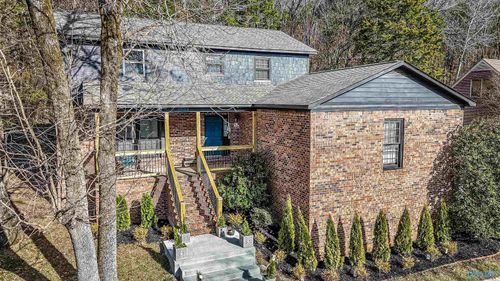 10102 Brandywine Dr Se, Huntsville, AL, 35803-1628 | Card Image