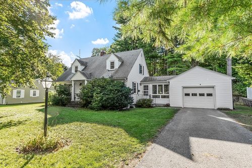 31 Crestview Dr, Holden, MA, 01520-1818 | Card Image