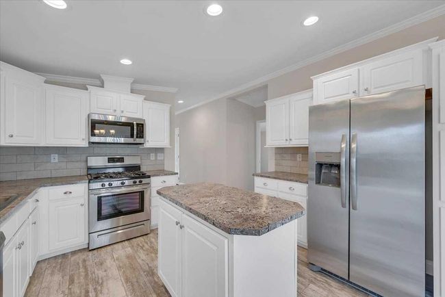 11 Orlando Dr, House other with 3 bedrooms, 2 bathrooms and null parking in Poughkeepsie NY | Image 6