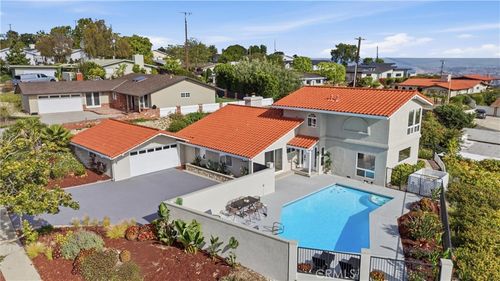 5123 Willow Wood Rd, Rolling Hills Estates, CA, 90274-2320 | Card Image