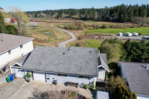 2028 Cathers Dr, Nanaimo, BC, V9R6R9 | Card Image