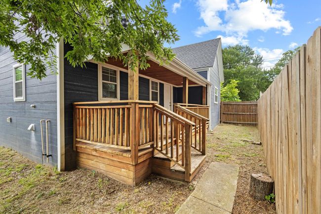 1710 S Walnut St, House other with 2 bedrooms, 2 bathrooms and null parking in Sherman TX | Image 29