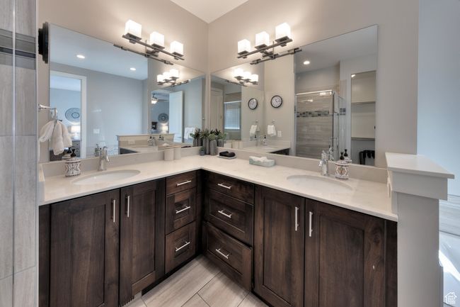 420 N 600 W, Townhouse with 4 bedrooms, 3 bathrooms and 4 parking in Moab UT | Image 5