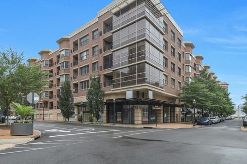 apt-425-20 Ave At Port Imperial, West New York, NJ, 07093-8421 | Card Image