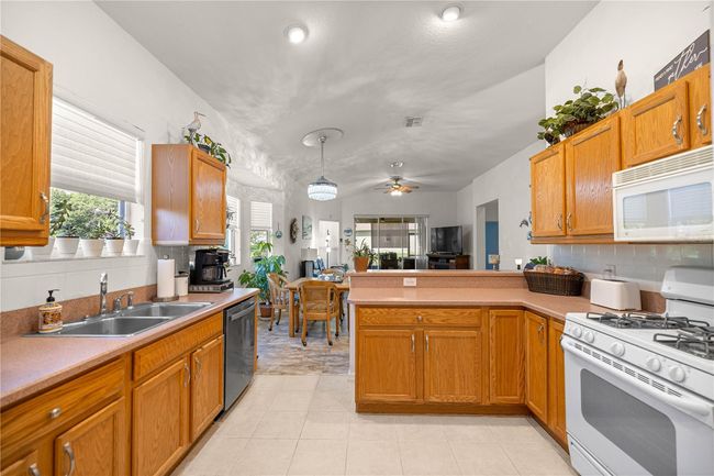 1824 W Zoe Ct, House other with 3 bedrooms, 2 bathrooms and null parking in Lecanto FL | Image 10