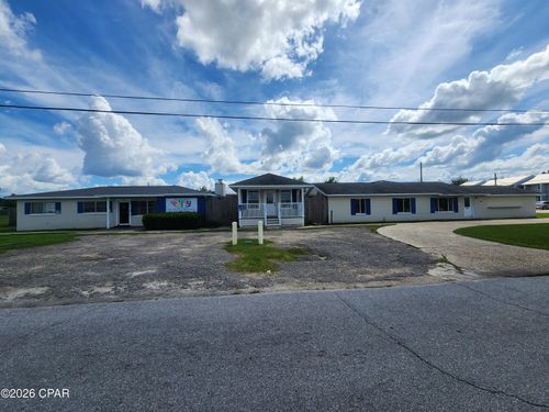 2732 E 17th Street, Panama City, FL, 32405 | Card Image