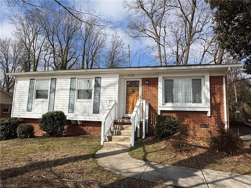 2320 Glenhaven Dr, Greensboro, NC, 27406-4122 | Card Image