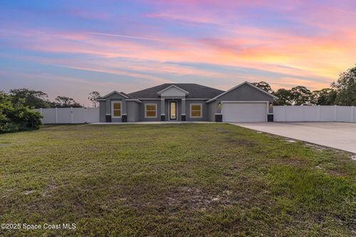 3735 Crista Jean Ave, Grant Valkaria, FL, 32909-6124 | Card Image