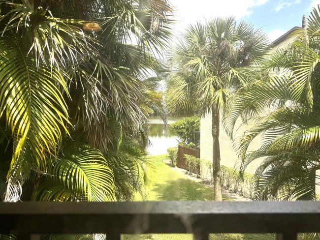 28102 - 3779 Carambola Cir N, Condo with 3 bedrooms, 3 bathrooms and null parking in Coconut Creek FL | Image 16