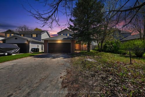 1069 Maclean St, Innisfil, ON, L9S1V9 | Card Image
