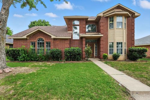 420 Beard Dr, Cedar Hill, TX, 75104-5030 | Card Image
