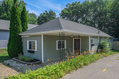 4129 Long Lake Dr, Portage, MI, 49002 | Card Image