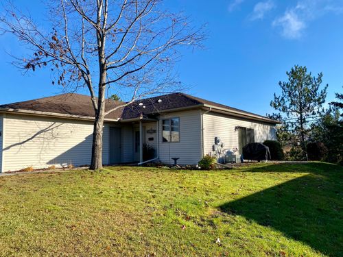 408 Rako St Sw, Bemidji, MN, 56601-3498 | Card Image