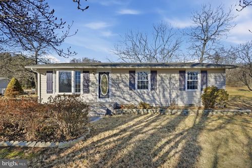 467 Ruebuck Rd, Clear Brook, VA, 22624-1431 | Card Image