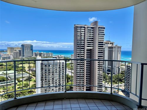 3007-469 Ena Rd, Honolulu, HI, 96815-1727 | Card Image