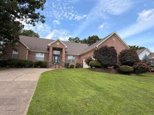 7 Westpointe Dr, Jacksonville, AR, 72076-4916 | Card Image
