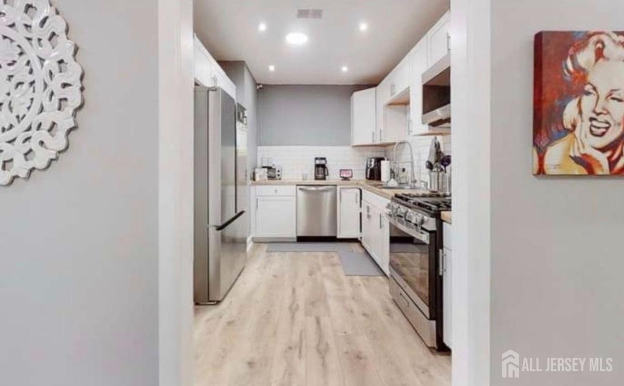 Residential in Edison 2