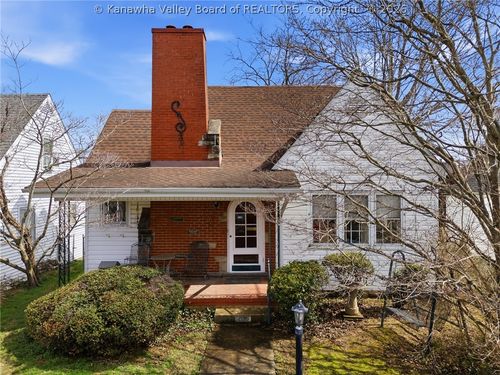 206 Carrington Ct, Huntington, WV, 25701-1724 | Card Image