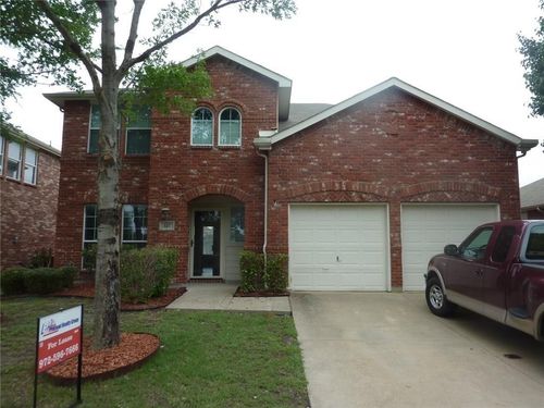527 Tumbleweed Dr, Forney, TX, 75126-4716 | Card Image