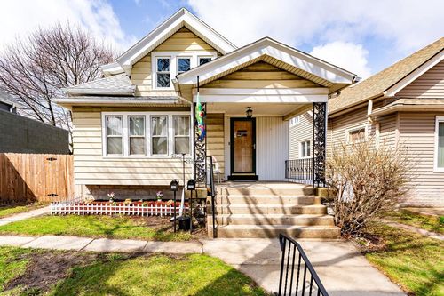 2071-2069 S 71st Street, WEST ALLIS, WI, 53219 | Card Image