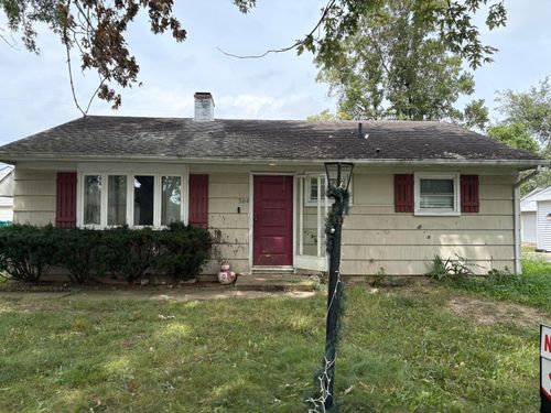 304 Middle Dr, West Jefferson, OH, 43162-1316 | Card Image