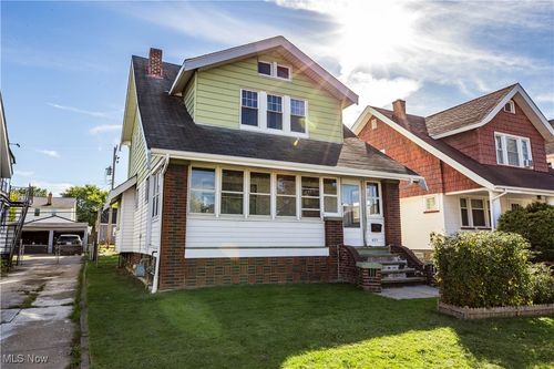 6211 Luelda Ave, Parma, OH, 44129-1946 | Card Image
