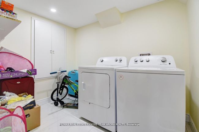 38 Rosewell Cres, House other with 8 bedrooms, 6 bathrooms and 4 parking in Georgetown ON | Image 41