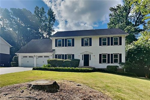 4704 Arrowhead Trl Sw, Lilburn, GA, 30047-4136 | Card Image