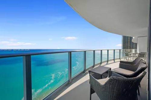 3102-4111 S Ocean Dr, Hollywood, FL, 33019-3058 | Card Image