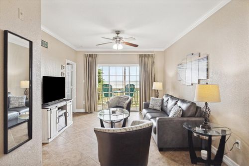 apt-1017-7000 Seawall Blvd, Galveston, TX, 77551-2083 | Card Image
