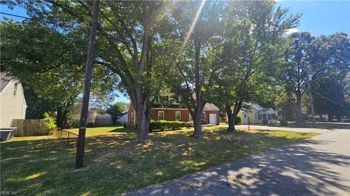 702 Delaware Ave, Hampton, VA, 23661-2312 | Card Image